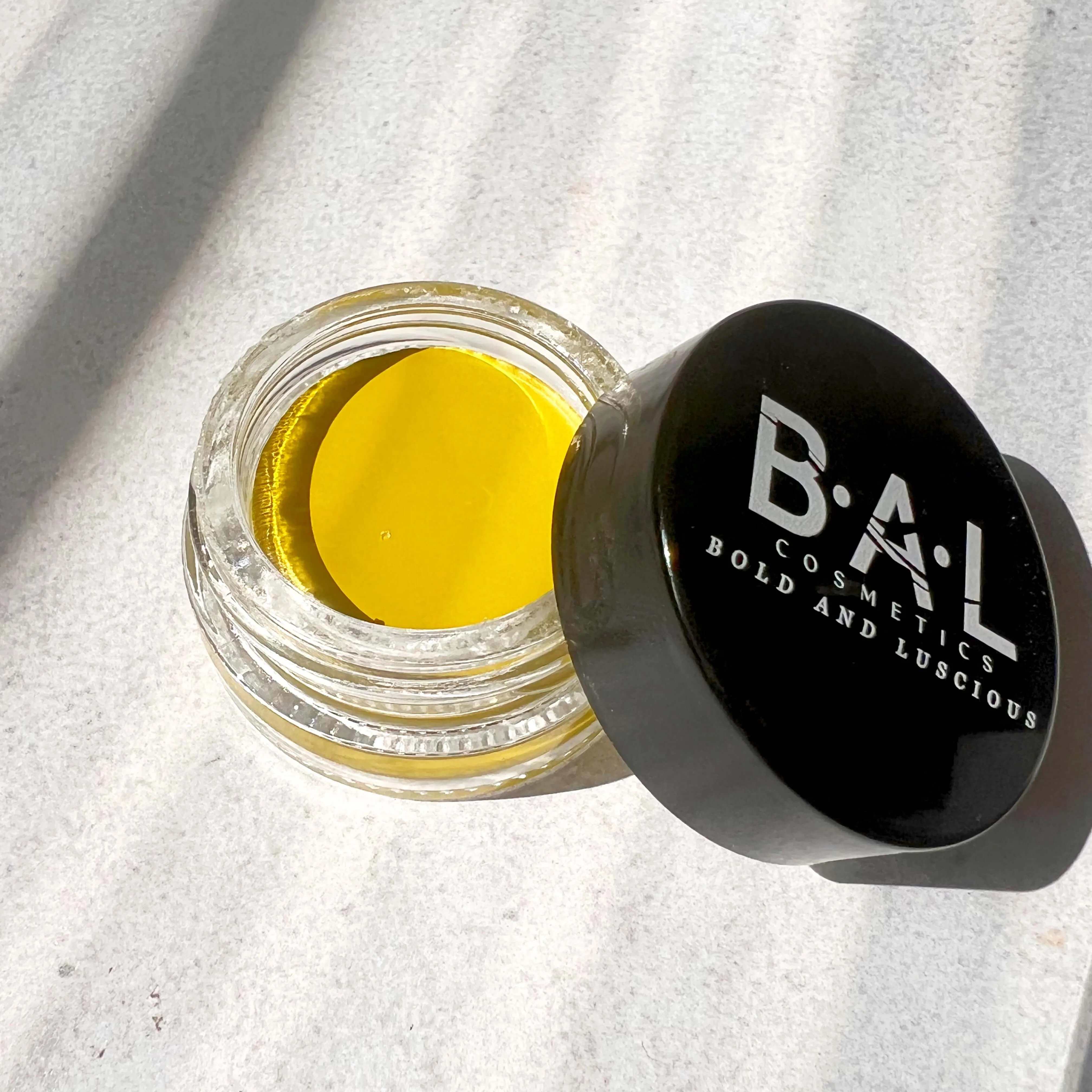 Brilliant Ink Gel Eyeliner- Yellow